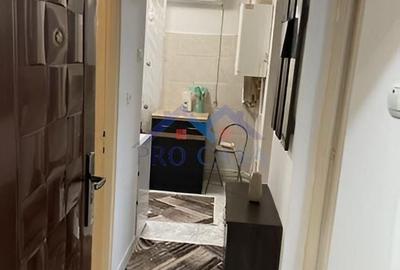Apartament cu 2 camere decomandat în Cetate
