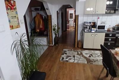 Apartament cu 3 camere în Nufărul - 7