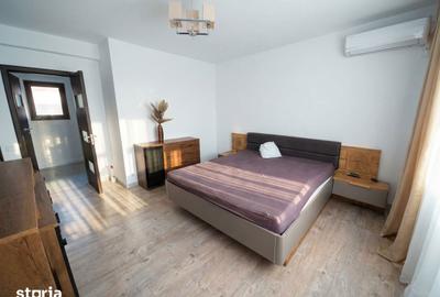 Casă cu 4 camere cu Teren 300 Mp în Central