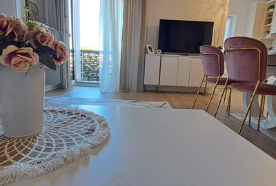 Apartament cu 3 camere semidecomandat, mobilat în Florești - 15