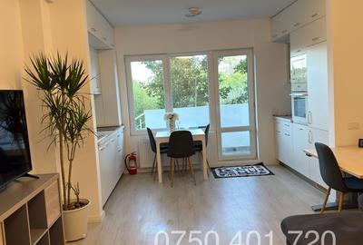 Apartament cu 2 camere în Apărătorii Patriei