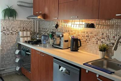 Apartament cu 3 camere decomandat în Vitan - 4