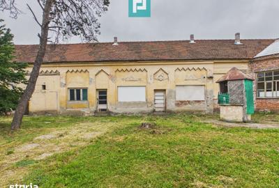 Casă cu Teren 1828 Mp în Zăbrani