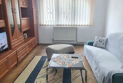 Apartament cu 2 camere decomandat în Calea Dumbrăvii - 1