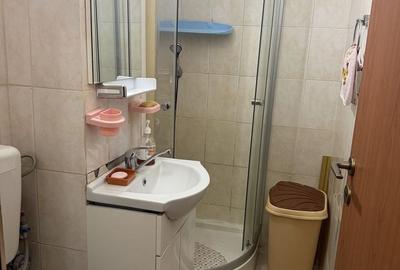 Apartament cu 2 camere decomandat în Exterior Vest