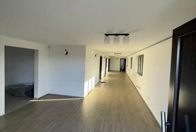 Casă cu 6 camere cu Teren 600 Mp în Moldoveni - 2