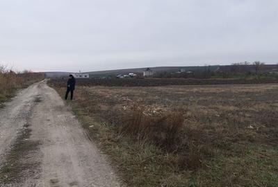 Teren agricol intravilan în Periferie - 2