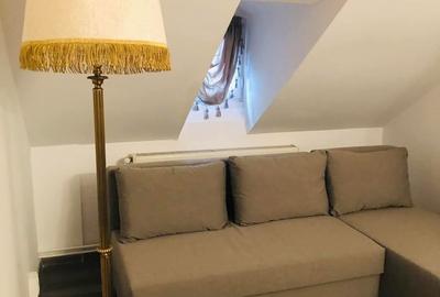 Apartament cu 4 camere în Central - 1