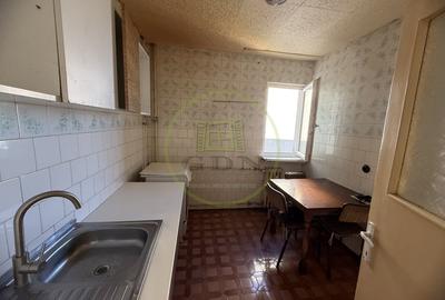Apartament cu 4 camere semidecomandat în Calea București - 8