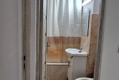 Garsonieră nedecomandată în Central - 1