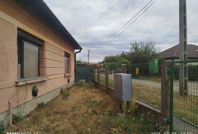 Casă cu 2 camere cu Teren 600 Mp în Central