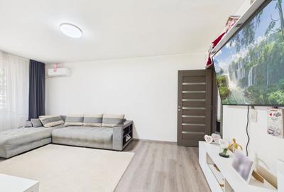 Apartament cu 4 camere decomandat în Gorjului