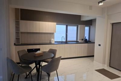 Apartament cu 3 camere decomandat în Central - 2