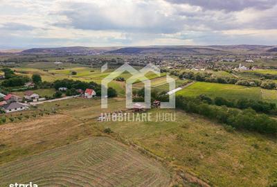 Teren de 1900 mp, în Baciu