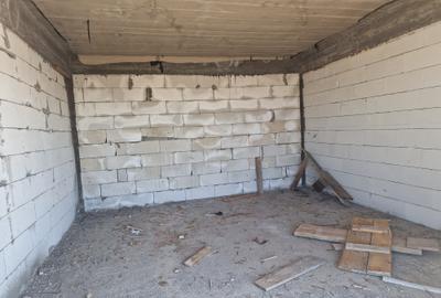 Casă individuală cu 8 camere cu Teren 400 Mp în Exterior Nord - 13