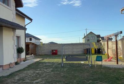 Casă cu Teren 450 Mp în Central
