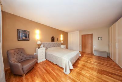 Duplex cu 4 camere cu Canalizare în Central - 21