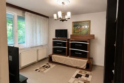 Apartament cu 3 camere decomandat în Exterior Vest - 2
