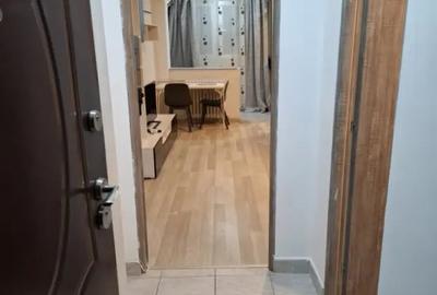 Garsonieră decomandată în Vitan - 4
