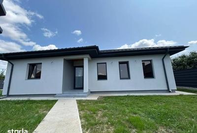 Casă cu 4 camere cu Teren 700 Mp în Central - 11