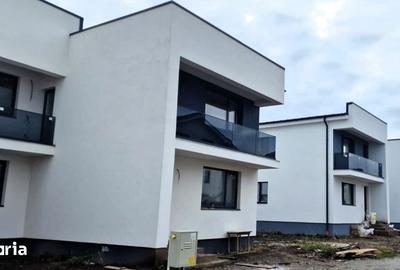 Casă decomandat cu Teren 120 Mp în Central