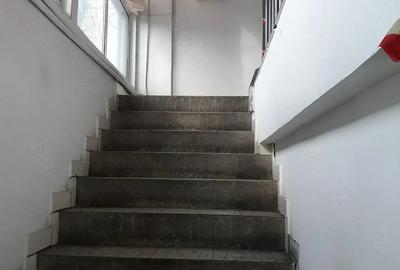Spațiu comercial, de 600 mp, în Central - 6