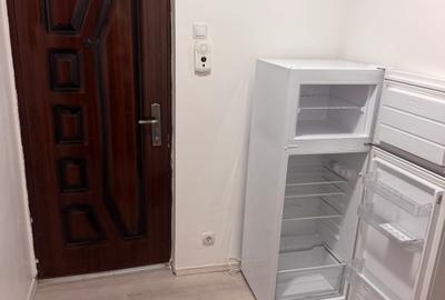 Apartament cu 2 camere semidecomandat în Micro 19 - 2