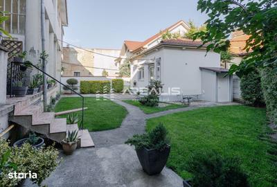 Apartament cu 4 camere în Central - 18