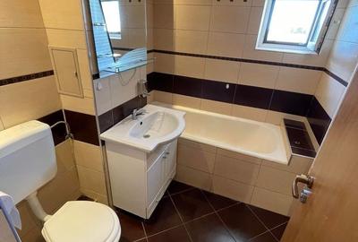 Apartament cu 4 camere decomandat în Micro 16 - 5