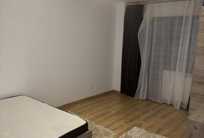 Apartament cu 2 camere în Mihai Bravu