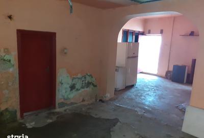 Spațiu comercial, de 110 mp, în Central
