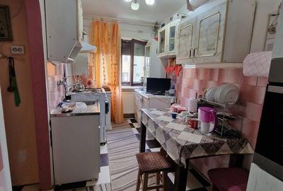 Apartament cu 2 camere decomandat în Central - 2