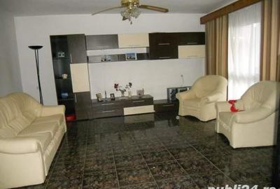 Casă cu 8 camere cu Teren 200 Mp în Gherla - 4