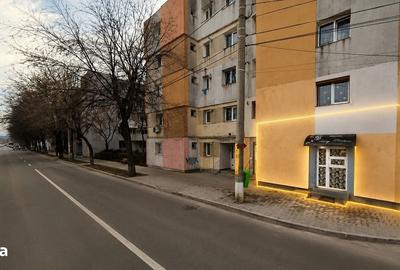 Spațiu comercial, de 25 mp, în Gară