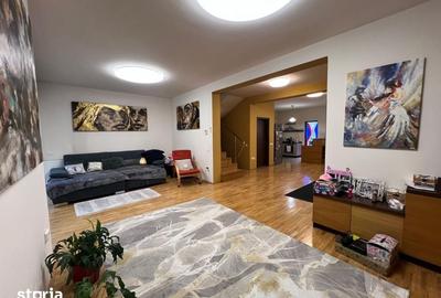 Casă cu 4 camere cu Teren 480 Mp în Borhanci