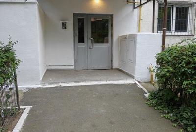 Apartament cu 2 camere semidecomandat în Lujerului