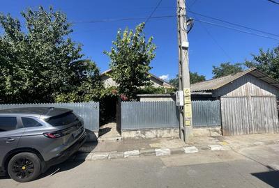 Casă cu 3 camere în Central