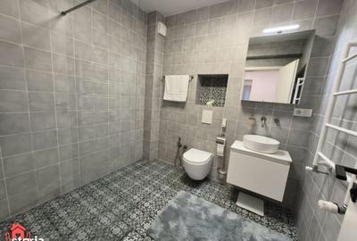 Apartament cu 3 camere în Băneasa