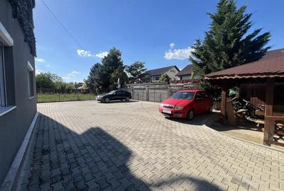 Apartament cu 3 camere decomandat în Favorit - 13