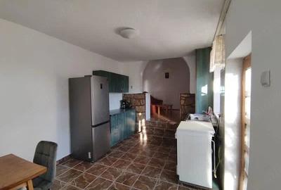 Casă cu 2 camere cu Teren 360 Mp în Central - 7