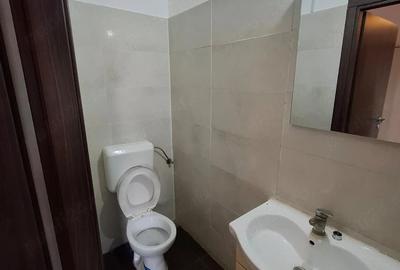 Apartament cu 6 camere decomandat în Central - 6