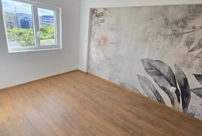 Apartament cu 3 camere semidecomandat în Baciu