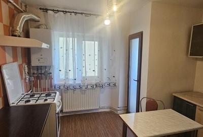 Apartament cu 3 camere decomandat în Gării