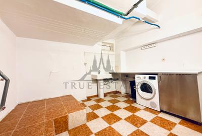 Apartament cu 7 camere decomandat, mobilat în Capitale - 20
