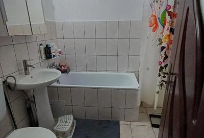 Apartament cu 3 camere decomandat în Central - 3