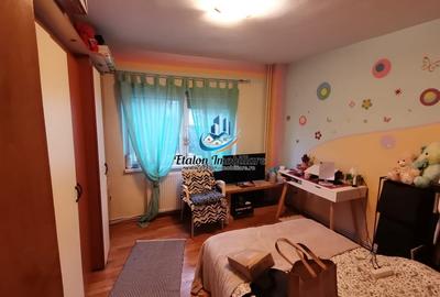 Apartament cu 2 camere decomandat în Precista