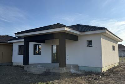 Casă cu 3 camere cu Teren 650 Mp în Odoreu - 3