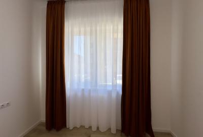 Apartament cu 3 camere semidecomandat în Florești