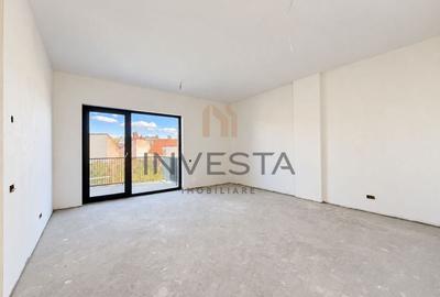 Apartament cu 3 camere semidecomandat în Central