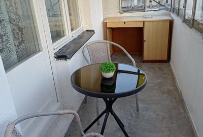 Apartament cu 3 camere decomandat în Central - 8